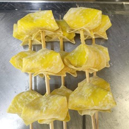 เกี๊ยวไข่นกกระทา