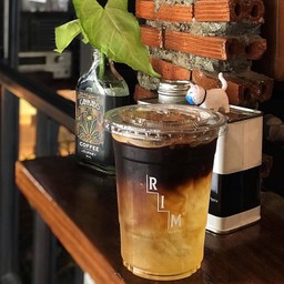 อเมริกาโนน้ำผึ้ง (เย็น)