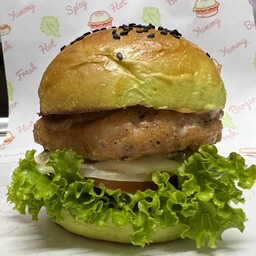เบอร์เกอร์ไก่ย่างโฮมแมท