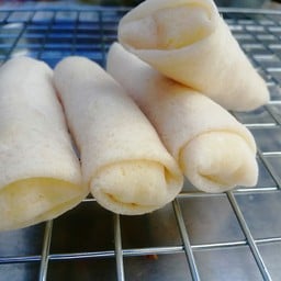 ร้านกระเพราะ&ป.ปอเปี๊ยะทอด