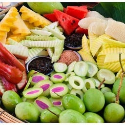 🍉🍉ผลไม้สดbyอ้ายเฟรม ลูกชิ้นนึ่ง🍡🍡น้ำจิ้มสามรส 📌📌หน้าโลตัสเอสเพลสตลาดหางดง🍏🍎🍉🍇🍇