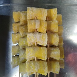 เกี๊ยวไส้กรอกนม