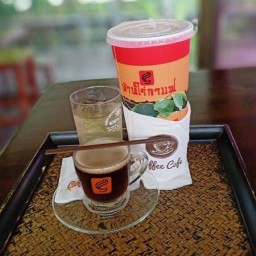 ร้านน้ำหว๊านหวาน เพนียดช้าง