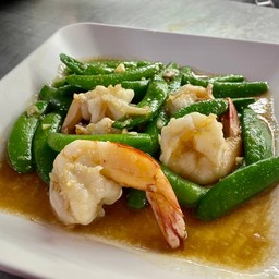 กุ้งผัดถั่วลันเตา