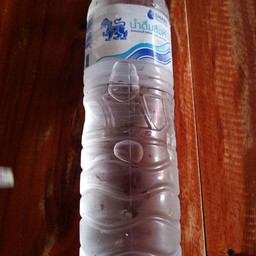 น้ำเปล่า เล็ก