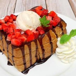 สตอเบอรี่ช็อคโกแลต ไอศกรีม 1ลูก