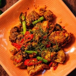 ไก่บ้านผัดพริกแกงใต้.