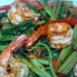 พริกแกงผักบุ้งใส่กุ้ง(ราดข้าว)