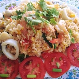ข้าวผัดทะเล