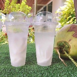 พลอยน้ำมะพร้าวสด100% (ร้านเดียวกับมะพร้าวปั่นนมสด ซอยไร่รั้ง)