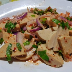 ลาบหมูยอ