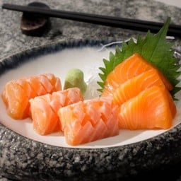 R1. Salmon Sashimi