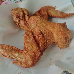 ปีกไก่ทอด