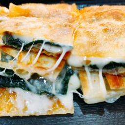 โรตีผักโขมชีส