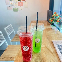 Ok คาเฟ่ มินิมอล ตลาด นานาเจริญ คลอง 2 ลำลูกกา