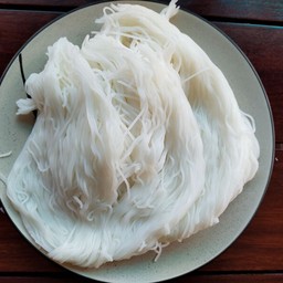 ขนมจีน