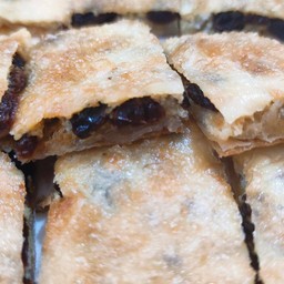 โรตีลูกเกด