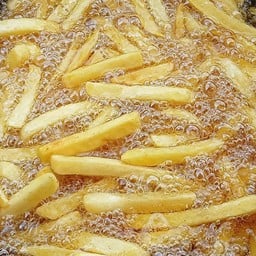 เฟรนฟราย&นักเก๊ต