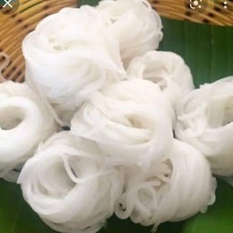 ส้มตำ ไก่ย่าง แอบทิ่มริมทาง