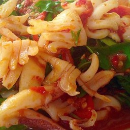 ผัดเผ็ดหมึก