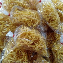 หมี่กรอบ