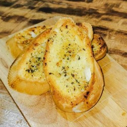 ขนมปังกระเทียม(s)4ชิ้น