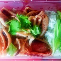 ปลาหมึกกระเทียม