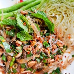 ยำกุ้งเต้นเอ็นดูโร่