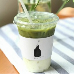 Iced Matcha Latte (ชาเขียว+นม)