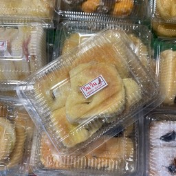 ขนมปังเนยสัปปะรด