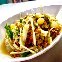 ยำไข่ปลา+ไข่ปู