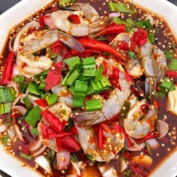 ยำกุ้งสดข้าวโพด