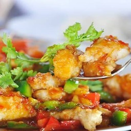 ปลาพงผัดเปรี้ยวหวาน