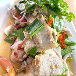 ยำหมูย่าง(กระเทียมโทน)  Yum pepper steak