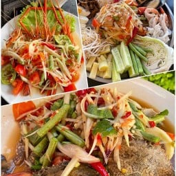บ้านเรา coffee and bakery