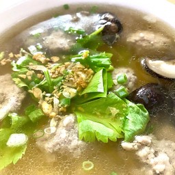 ข้าวต้มหมูทรงเครื่อง