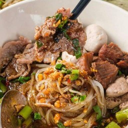 ก๋วยเตี๋ยวเรือเลอเลิศ