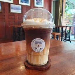 คาราเมลมัคคิอาโต้ เย็น