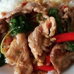 กะเพราหมูนิ่ม