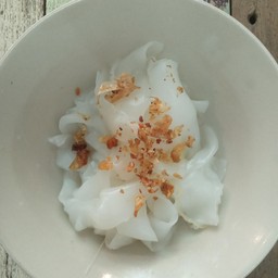 เส้นใหญ่เปล่า