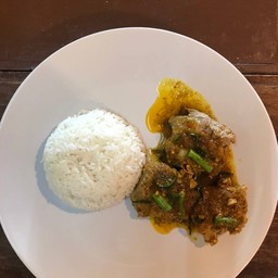 พริกแกงซี่โครง