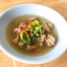 ต้มแซบหมู