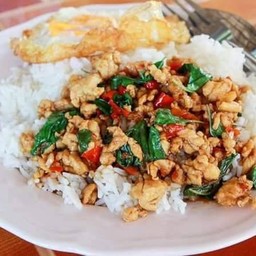 กระเพาไก่สับ