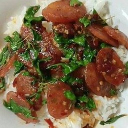 กะเพราหมูสับกุนเชียง