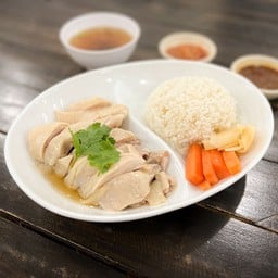 ข้าวมันไก่แช่เหล้า