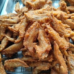 ไก่ทอด สุนิษา (คู้บอน28)