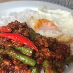 อาหารตามสั่ง สาม ตอ