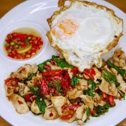 Prik Thai Dum ตรงข้ามโรงเรียนโสตศึกษา