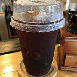 แบล็ค น้ำผึ้ง