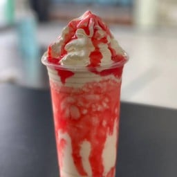 มะพร้าวสตอเบอร์รี่นมสดปั่น🥥🍓